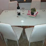 Margaret Apartman *